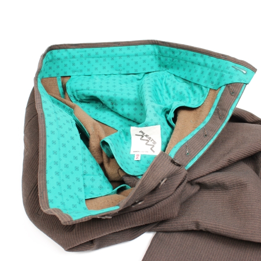 1100 PLEATS, 300_0004