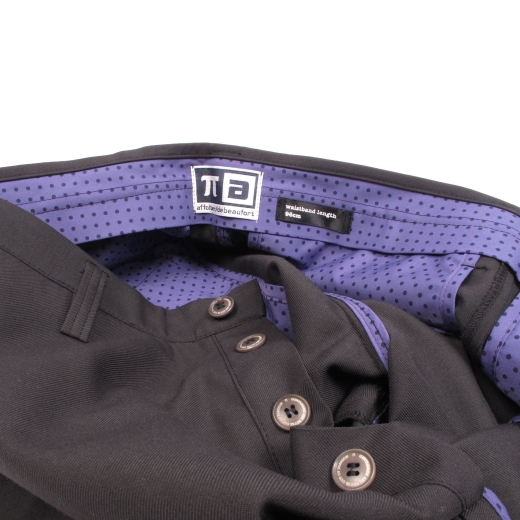 1081 BERMUDAS, na3